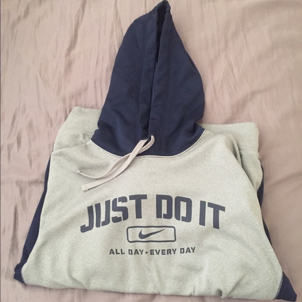 Nike sweatshirt
